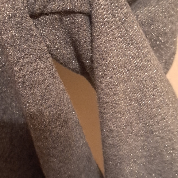 Girl's Adidas sweatpants good preloved condition - Picture 5 of 5
